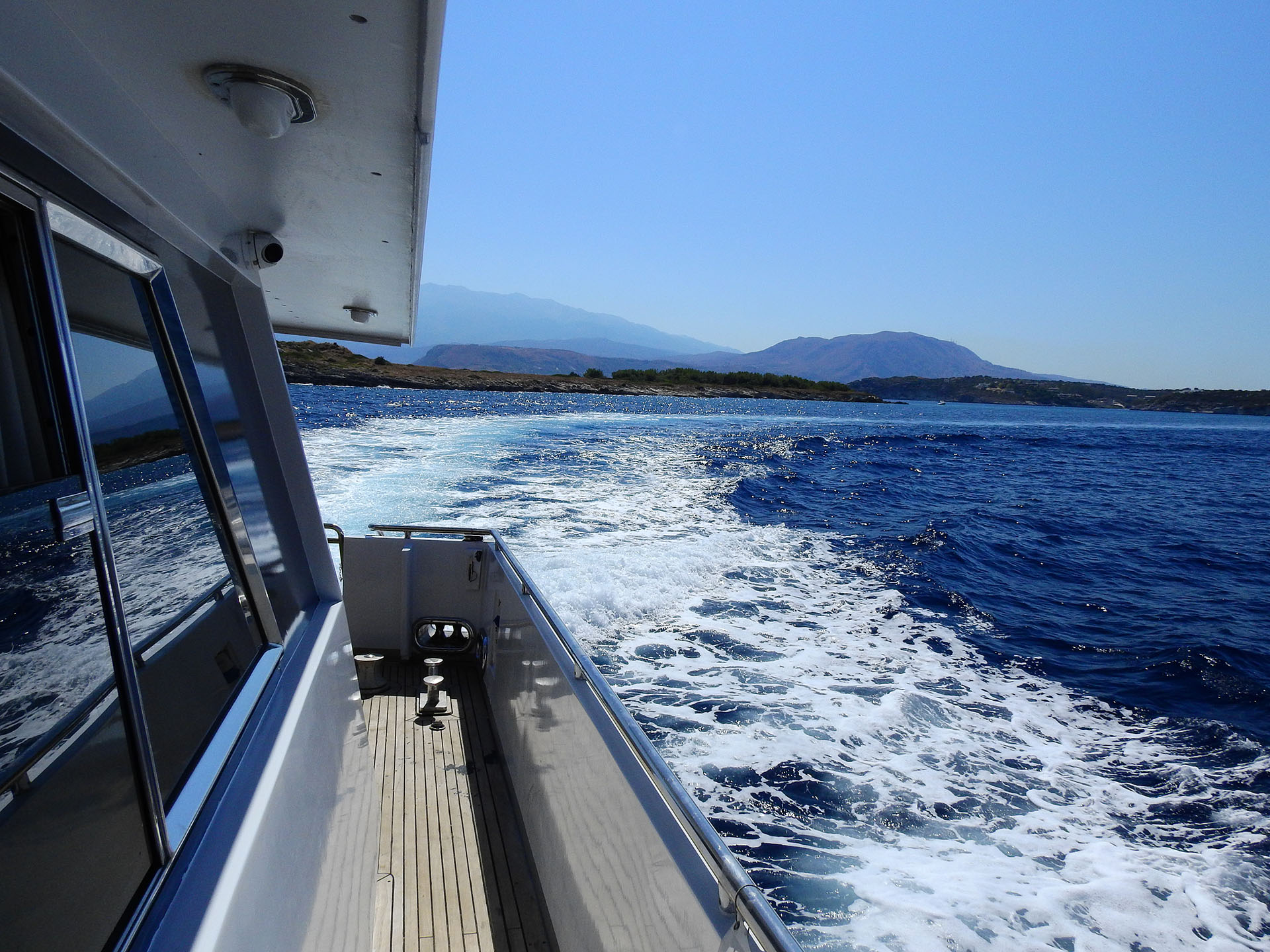 yacht rent crete